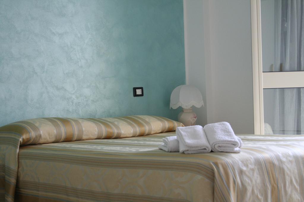 Bed And Breakfast Cirelli Скалеа Стая снимка